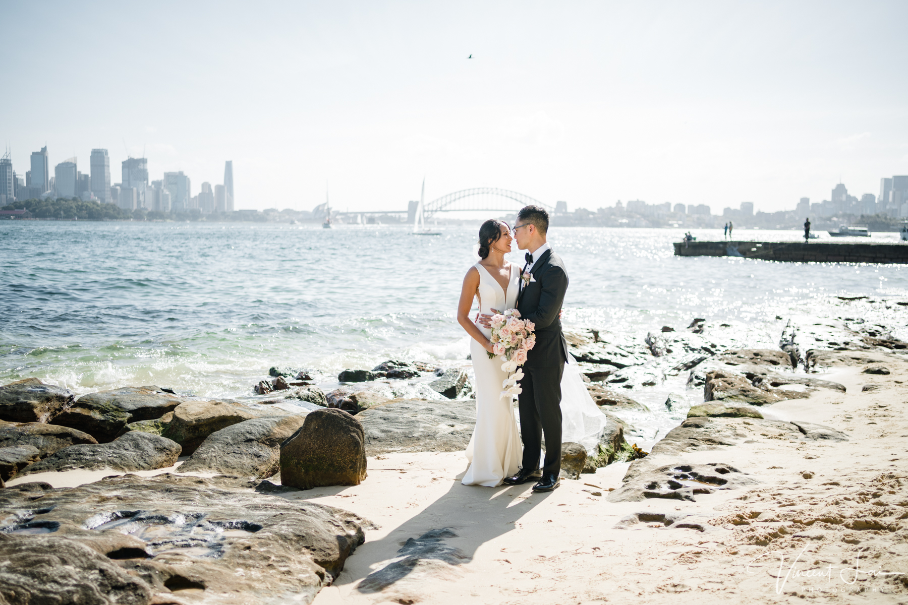 Relaxed Wedding Photos at Bradley Head Amphitheater