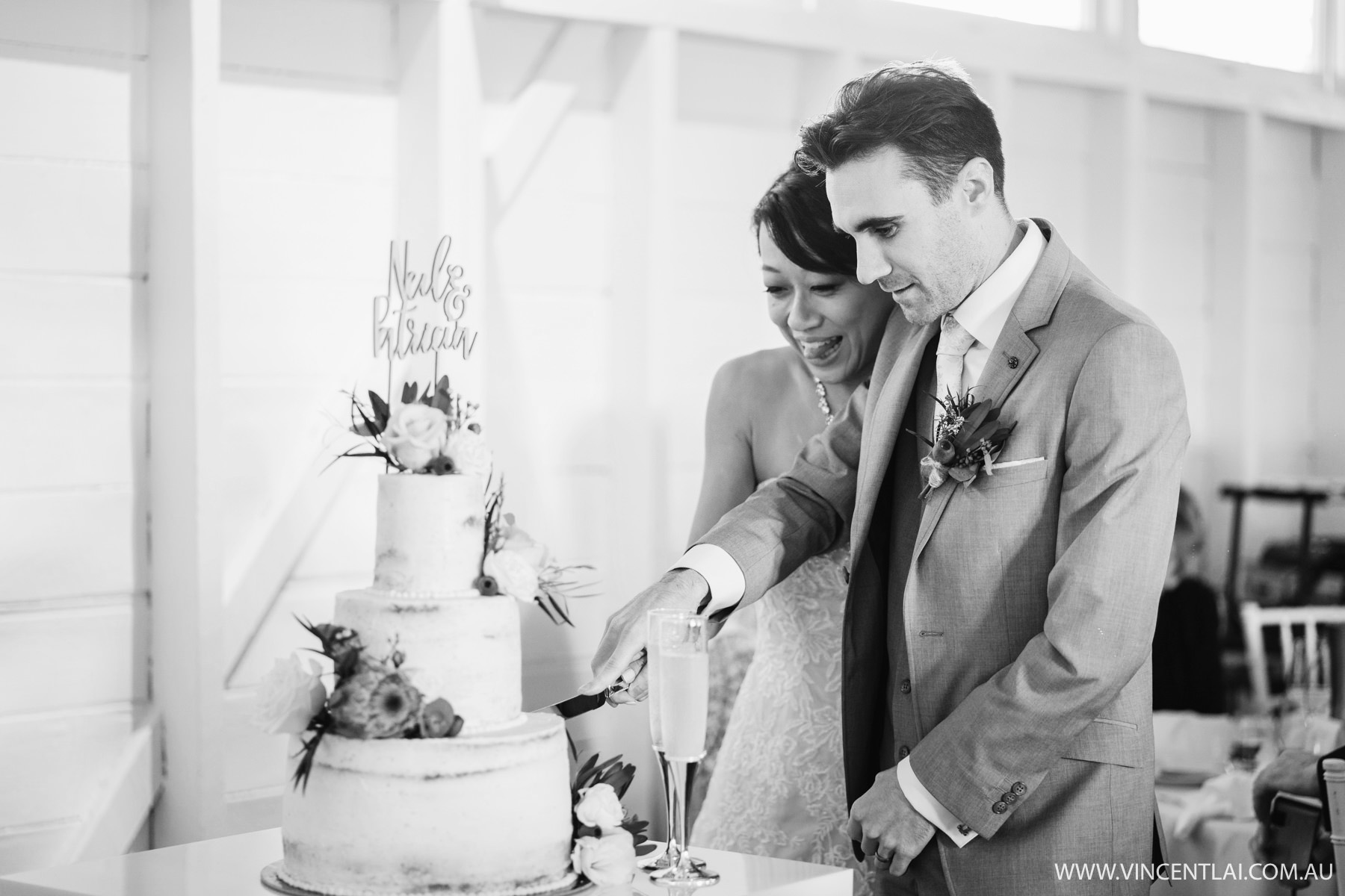 Wedding at Athol Hall Ashton Park Cake cutting