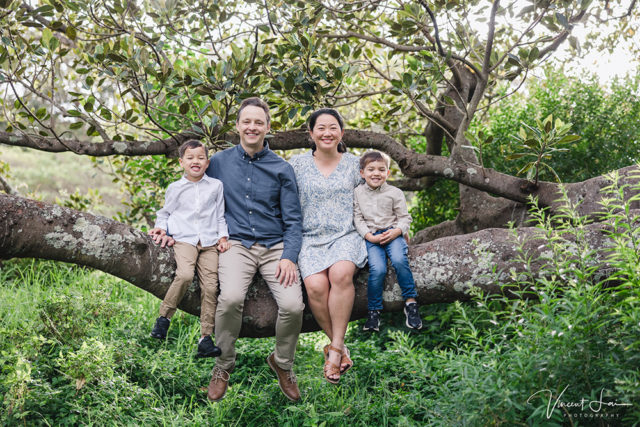 Christmas Family Photos at Centennial Parklands